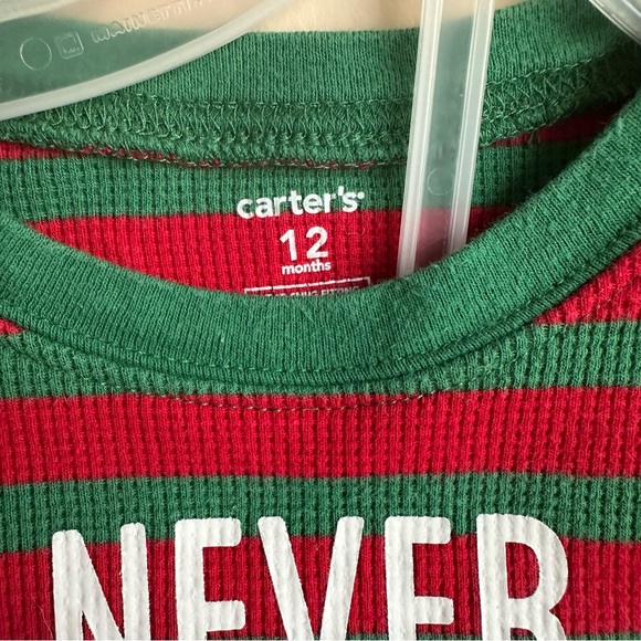 Carter's Red and Green Striped Christmas Pajama Set - size 12m - Picture 3 of 6